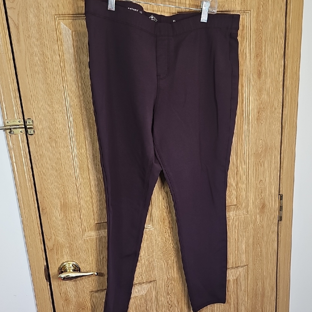 St. John's Bay Women's Deep Plum Leggings